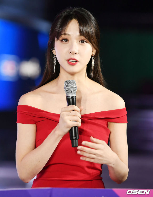 金敏娥在事发后没有多做回应,直到7月1日她才在社交媒体上传一张全灰