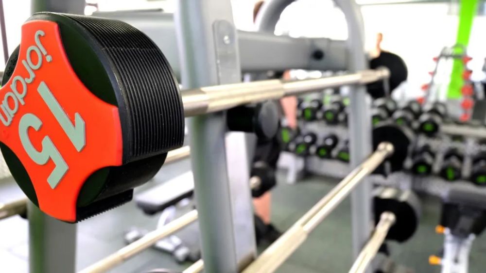 肌肉|男性没那么偏爱女性的骨感，女性也没那么喜欢男性的肌肉