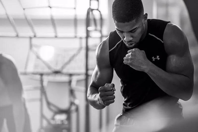 拳击中需要哪些肌肉?_腾讯新闻