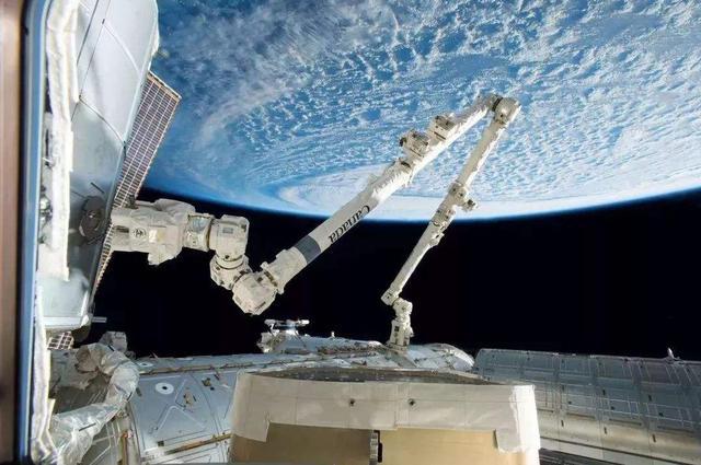 美国_军事|这是想打响太空战？最后一颗北斗刚升空，美国第2天紧急放飞卫星