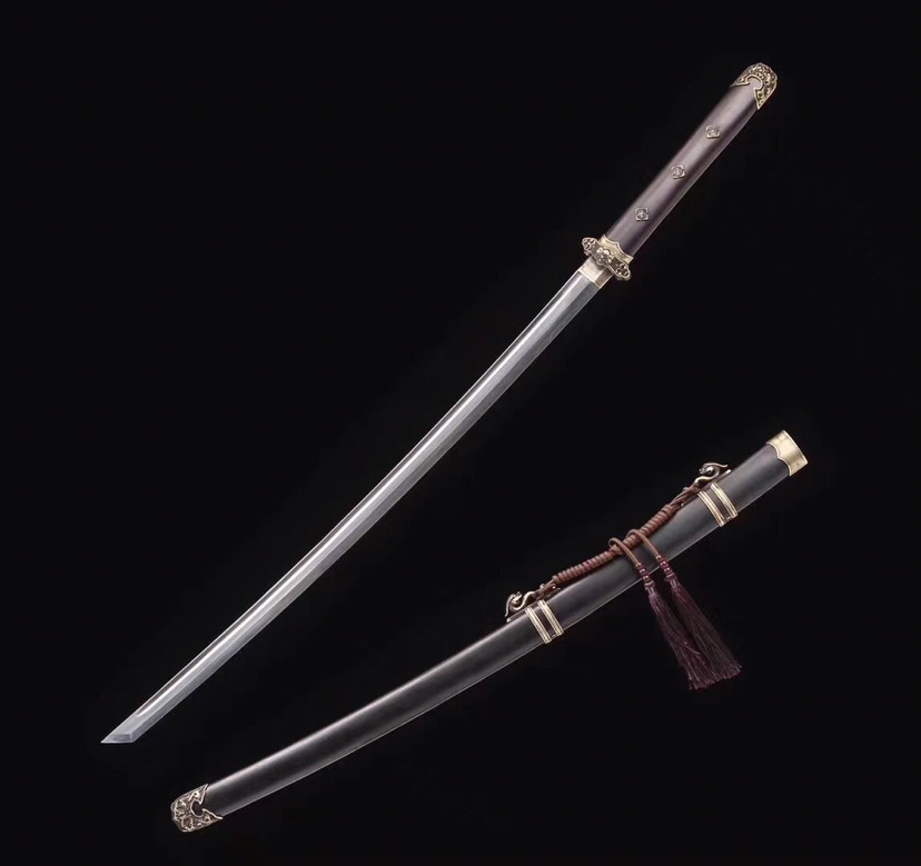 覆土|君弘战，手工锻打T10钢，古法覆土烧刃工艺