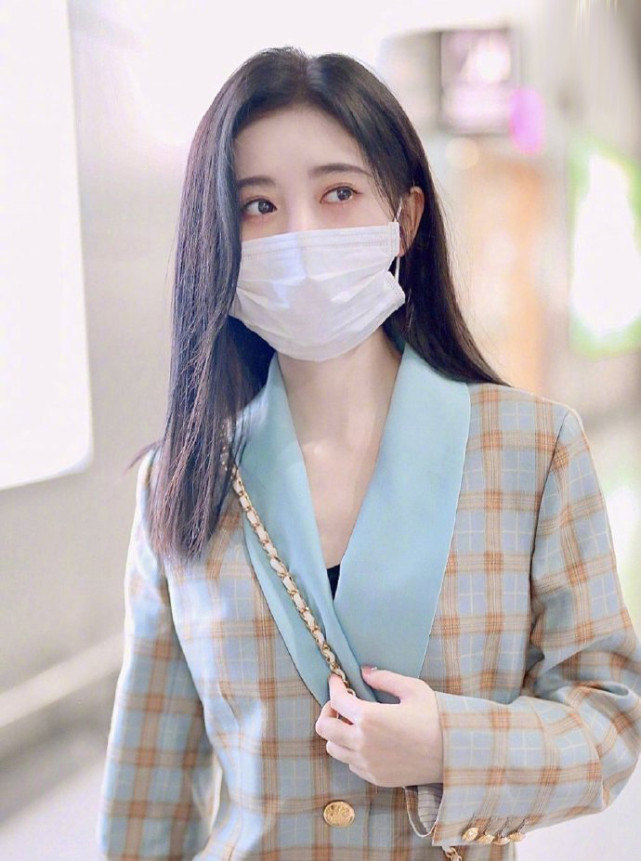 鞠婧祎|再度翻车？鞠婧祎自曝不知今年已是2020，还以为是2013年