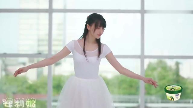 郑爽|兜兜转转还是你？郑爽的这些细节暴露了，她和张翰疑似复合