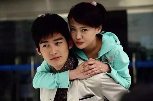 郑爽|兜兜转转还是你？郑爽的这些细节暴露了，她和张翰疑似复合