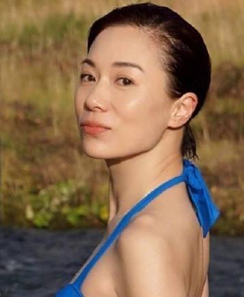 张可颐|时隔14年！TVB再播《九五至尊》，张可颐封视后与郭可盈掀口水战