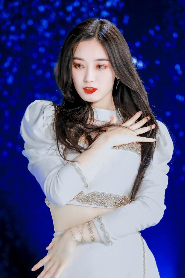 徐艺洋|张艺凡能成团被质疑背景强大，徐艺洋没出道是被黄子韬拖累？