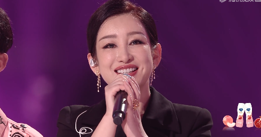 姜贞羽|姜贞羽重返创造营，温馨又伤感，秦海璐暖心鼓励：敢放弃也是勇敢