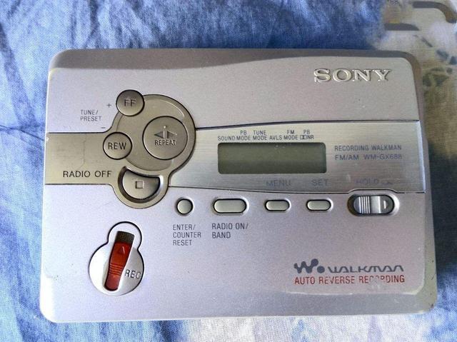 日本|战后日本混乱、颓废、无奈的生活，繁生出哪些“新族类”？