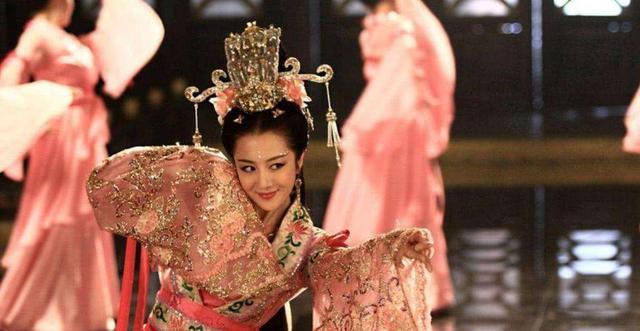 陕西历史博物馆|陕博有一尊旟鼎，它不仅是镇馆之宝，还讲述妇女能顶半边天的故事