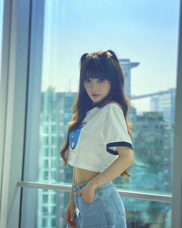 李小璐|李小璐重回嘻哈风格？美少女装扮很养眼，一个细节引起大家猜想