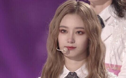 徐艺洋|创造营徐艺洋卡第八未出道令人意难平，刘些宁下台后哭到崩溃，艺些cp拆伙