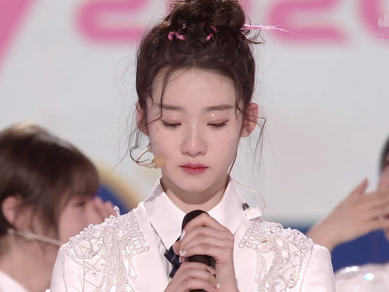 王艺瑾|硬糖少女303出道啦！陈卓璇第4张艺凡第7，大家却在讨论王艺瑾