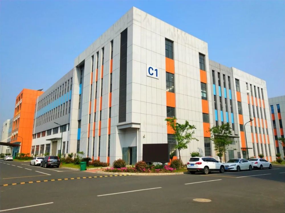 公司,常州辰威塑料有限公司,常州盛笛帕克塑料有限公司等太阳能面板