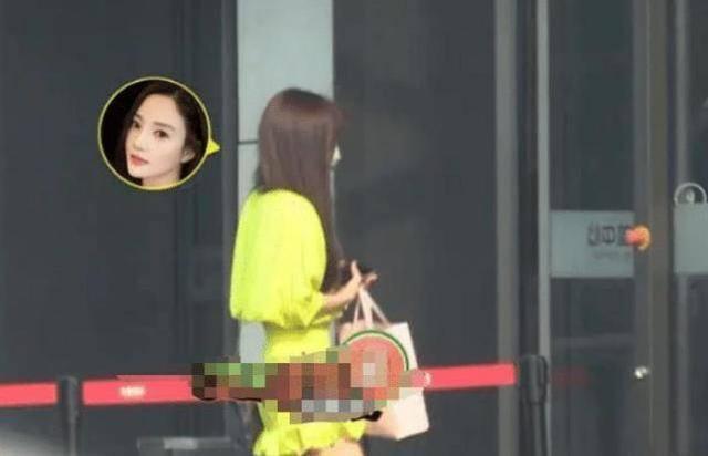 贾乃亮|贾乃亮与李小璐视频再撞车，删视频表态，第三次否认复合传闻