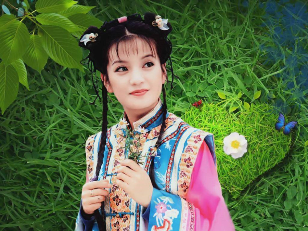 赵薇|赵薇删除与老公黄有龙的所有照片被传婚变，昨晚连夜发文16字回应