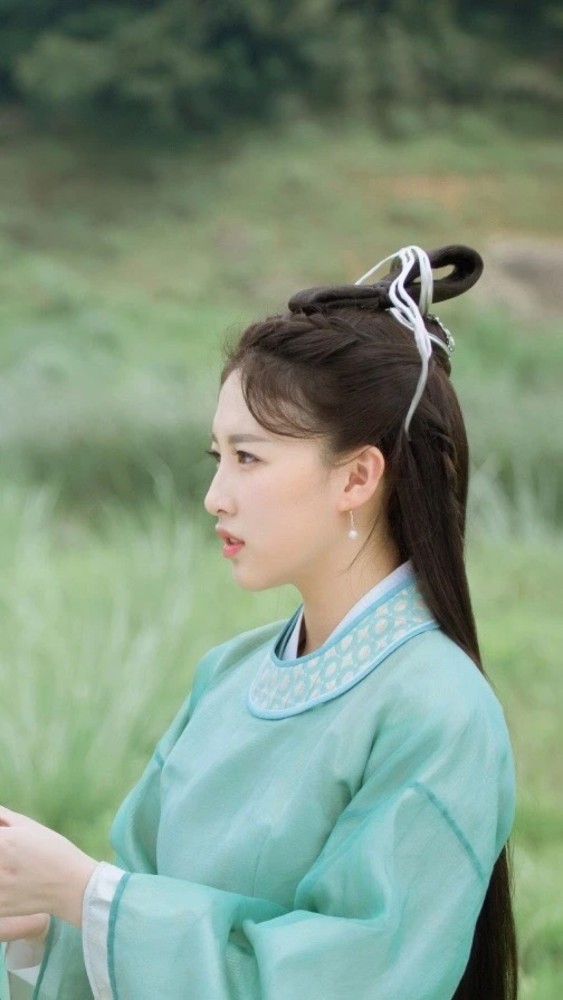 香蜜沉沉|《香蜜沉沉》造型太美提升了颜值，主演换一个造型，感觉都认不出