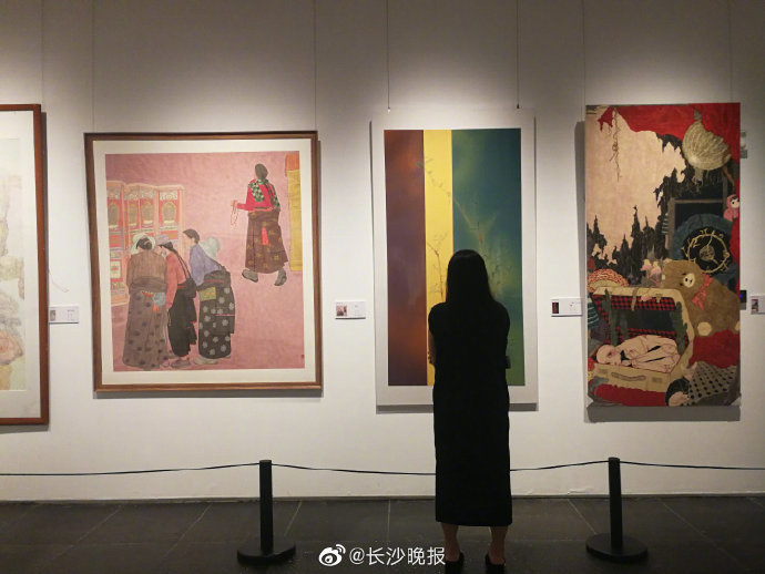 湖南高校毕业季美术作品展开幕 腾讯新闻