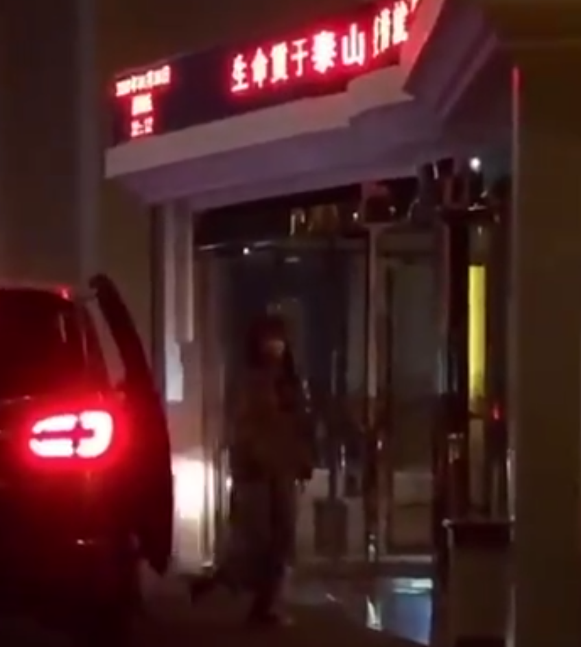 张翰|张翰6个字辟谣和郑爽复合传闻，透露两人分手态度坚决且再无联系