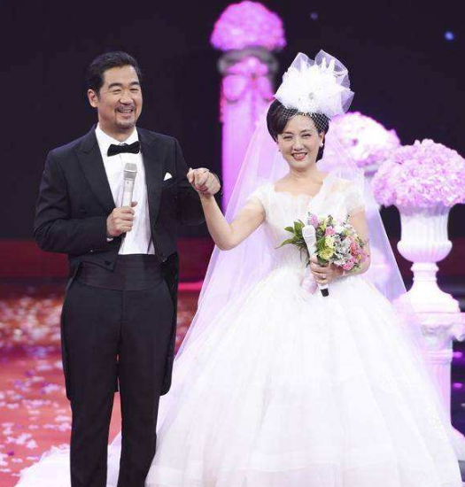 张国立|张国立的1子3女，儿子是他永远的痛，3个女儿却都为他赚足脸面