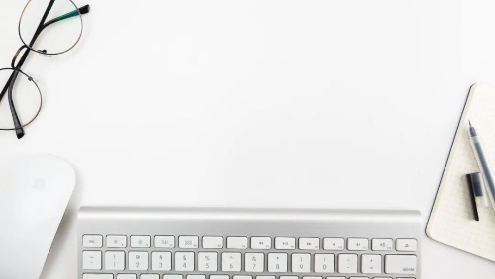 键盘笔记本桌面ppt背景图片6张