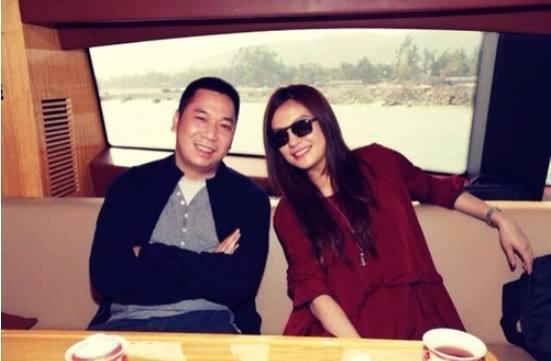 赵薇|赵薇被曝离婚？有钱又有颜，号称“女版巴菲特”，网友：人生赢家