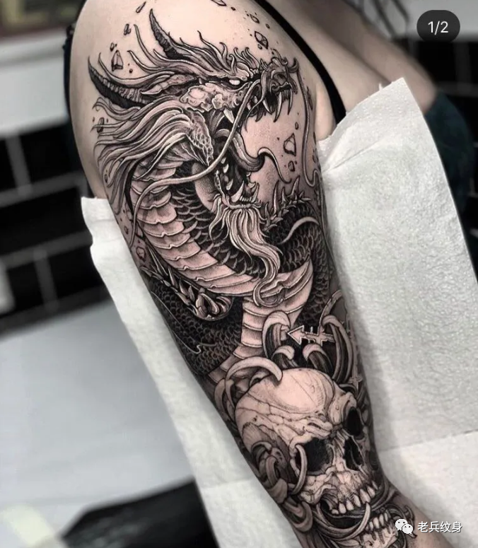 他有关"中国龙"的创作如果你喜欢独特的中国元素纹身但同时又想特立