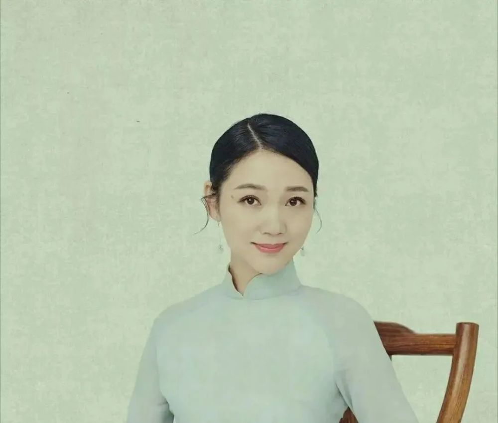 快乐大本营|她曾主持的综艺比《快乐大本营》更受欢迎，被郭德纲视为恩人