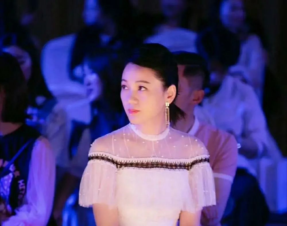 快乐大本营|她曾主持的综艺比《快乐大本营》更受欢迎，被郭德纲视为恩人