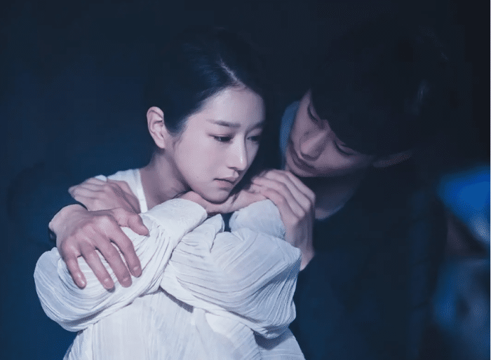 虽然是精神病但没关系|又一韩剧翻车，第二集就收到了6000封投诉信，“肉搏”韩剧还能走多远