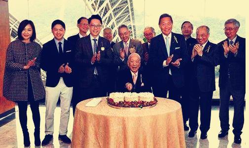 这位湛江人到香港成船王,曾与赌王联姻,李嘉诚刘銮雄都是他后辈