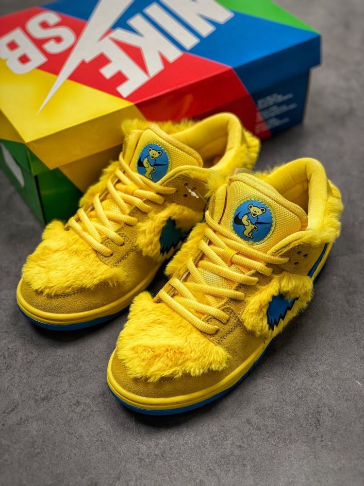 耐克也太会玩了吧dunksb黄色小熊亮相网友我的心都萌化了