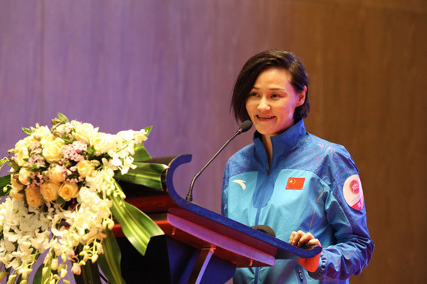 奥运两连冠,22岁便退役,二婚嫁大10岁丈夫很幸福|高敏|1992年巴塞罗那