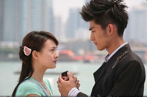 郑爽|旧情复燃还是联合炒作？张翰郑爽3天内被传复合2次，男方终回应