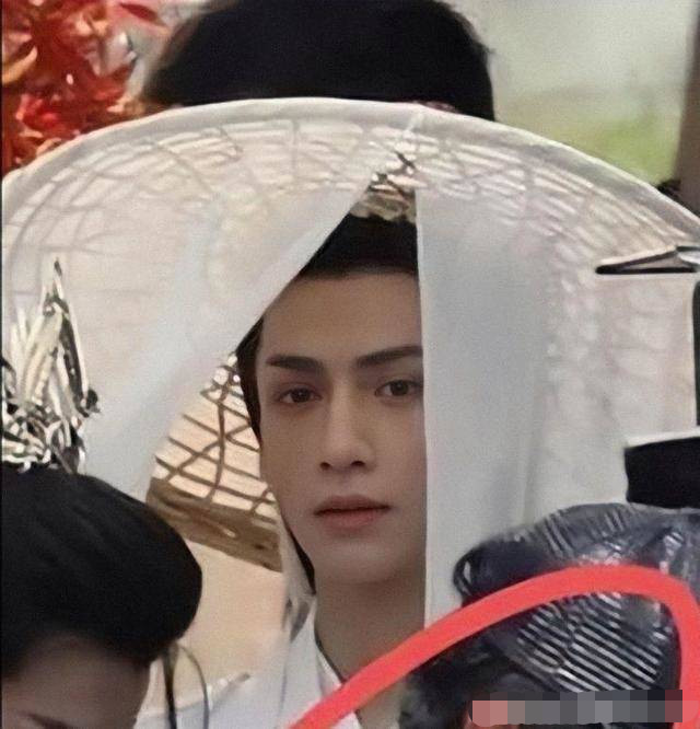 皓衣行|皓衣行剧组为殴打“粉丝”道歉，声明对方先动手，已将打人者开除