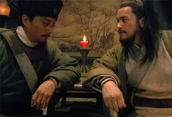 宋江|鲁智深坐化六和寺后，宋江对断臂的武松说了4字，兄弟义气一场空