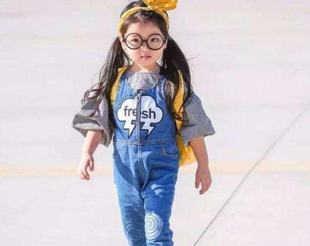 还记得"4岁赚百万养弟弟"的阿拉蕾,如今的现状,让人不忍担心