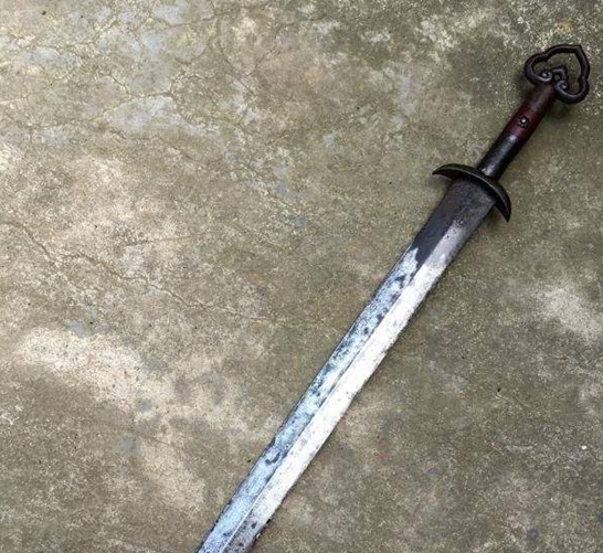 西夏宝剑为何成天下第一宋朝皇帝亲自佩戴文豪苏东坡大力称赞