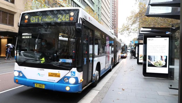 今天起 悉尼交通费大减50 非高峰时期火车 公交均享半价优惠 地铁 悉尼 高峰 火车 轻轨