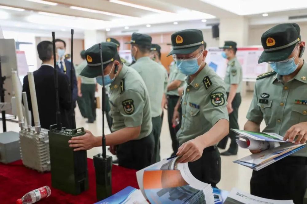 向科技創新要戰鬥力東部戰區陸軍機關在行動