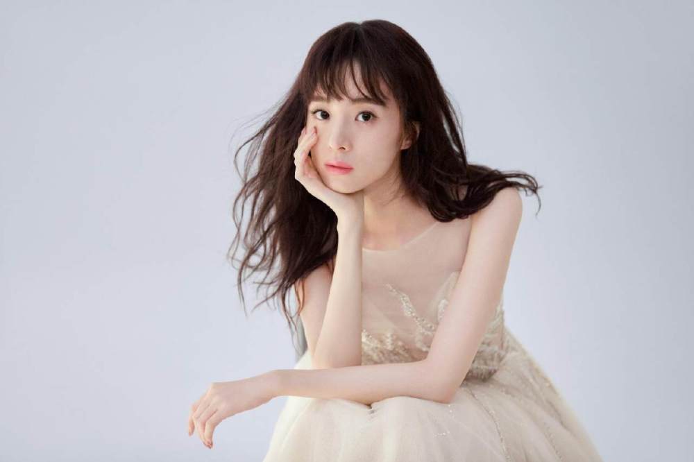 姐姐是靠智商吃饭,而妹妹踏入娱乐圈,双胞胎姐妹花今差距明显