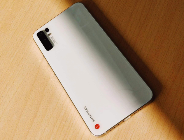 锤子首款5g新机来了,下半年发,或命名坚果pro4