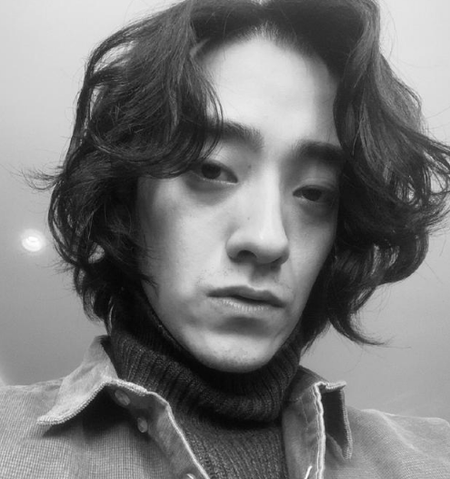 郑云龙|仝卓晒拉踩文章喊话郑云龙：愿这么下作的手法和你无关