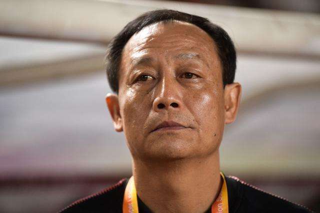 王宝山又双叒叕失业:26年15次下课,本土足球教练下课第一人