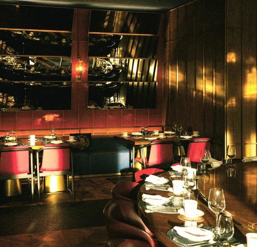 温哥华|全球首家5D餐厅-全聚德温哥华店