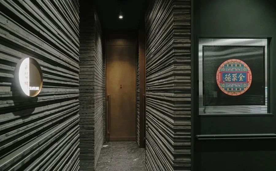 温哥华|全球首家5D餐厅-全聚德温哥华店