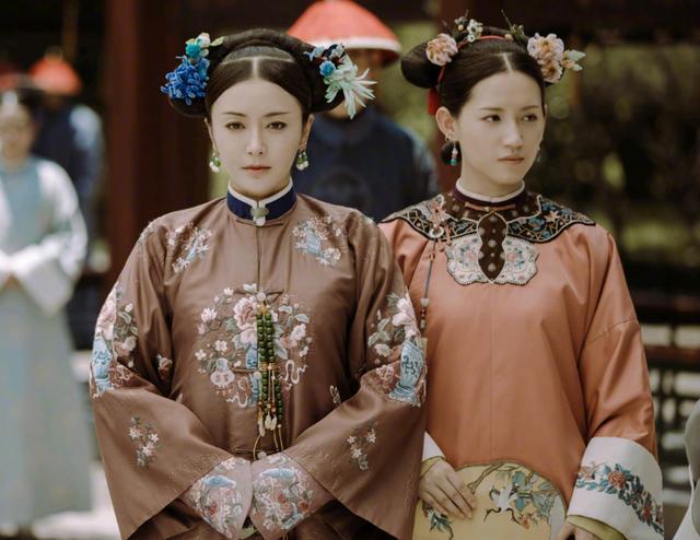 秦岚|秦岚：从来没有“站过C位”的边缘女星，靠演配角逆风翻盘