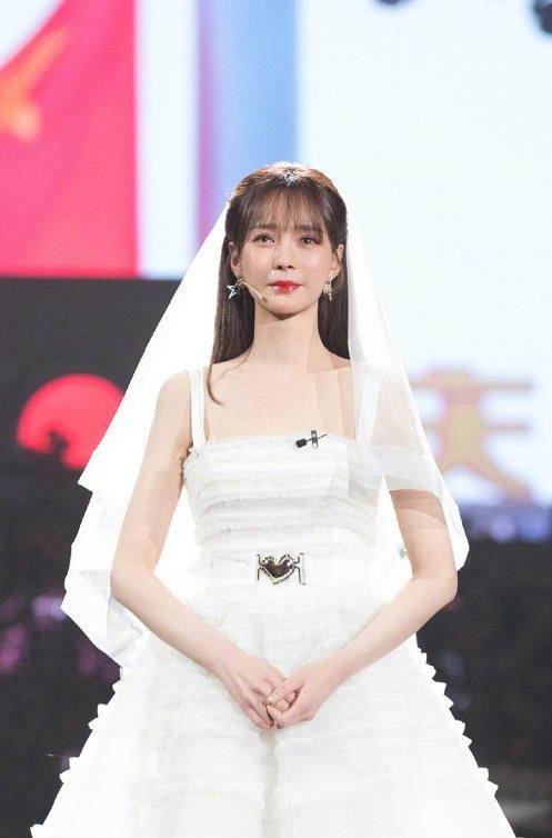 沈梦辰|有种“整容”叫杜海涛减肥成功，为娶沈梦辰瘦了20斤，穿婚纱太养眼