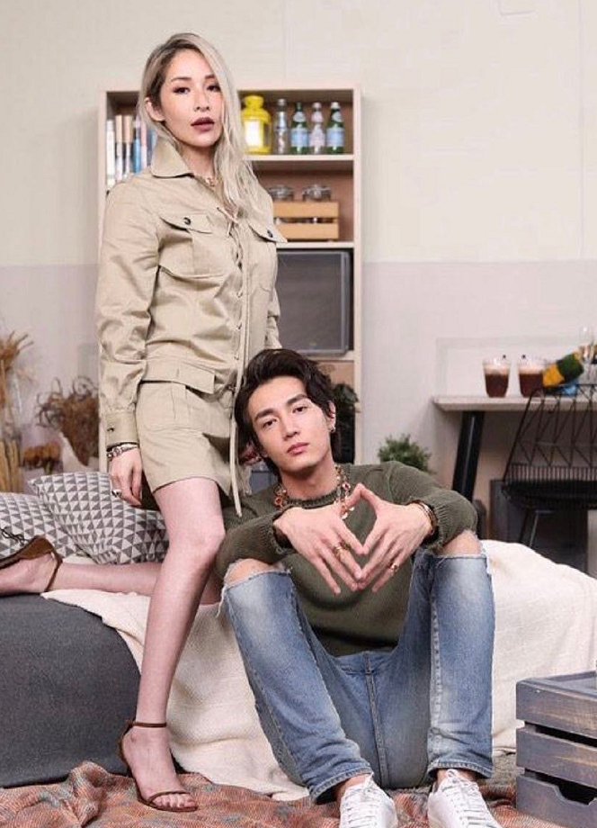 萧亚轩|还是萧亚轩厉害，40岁把24岁男友熬成“哥哥”，同框效果这谁敢信