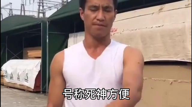 李小龙|两位李小龙一种套路炒作，挑战一龙粉丝过百万，挑衅方便吴京甄子丹声名狼藉