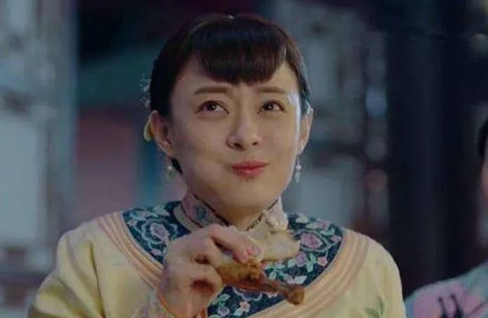 赵丽颖|赵丽颖复出拍戏却是演女二，当看到女主后，确实只能演女二